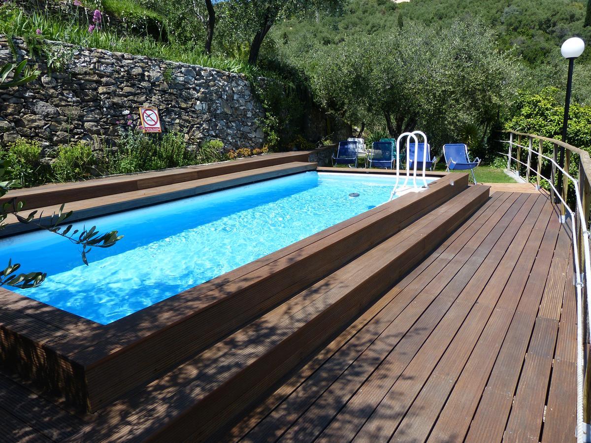 Olive Press Lodge Chiavari Exterior foto